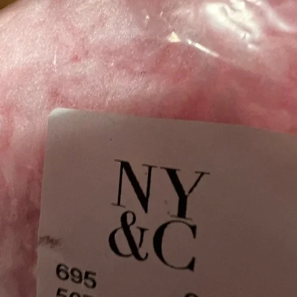 NWT-NYC Pink Fleece Bomber Jacket - Picture 4 of 4